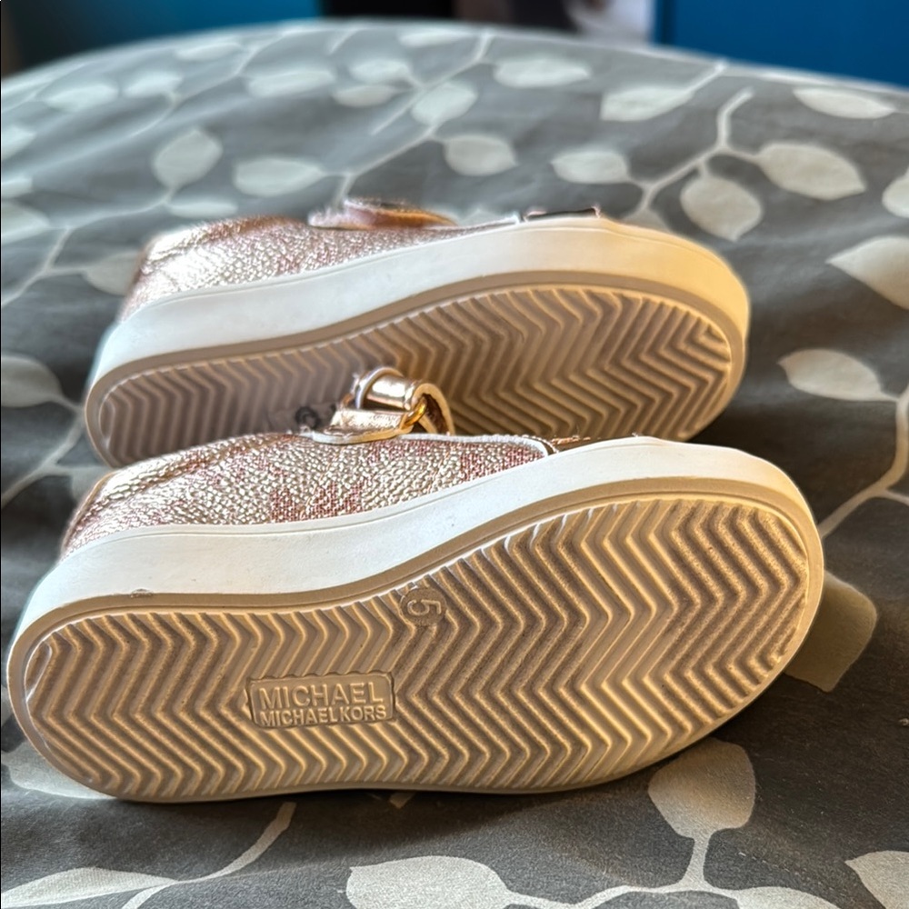 NWT Michael Kors Baby Rose Gold Metallic Sneakers -new with tags - Picture 7 of 7